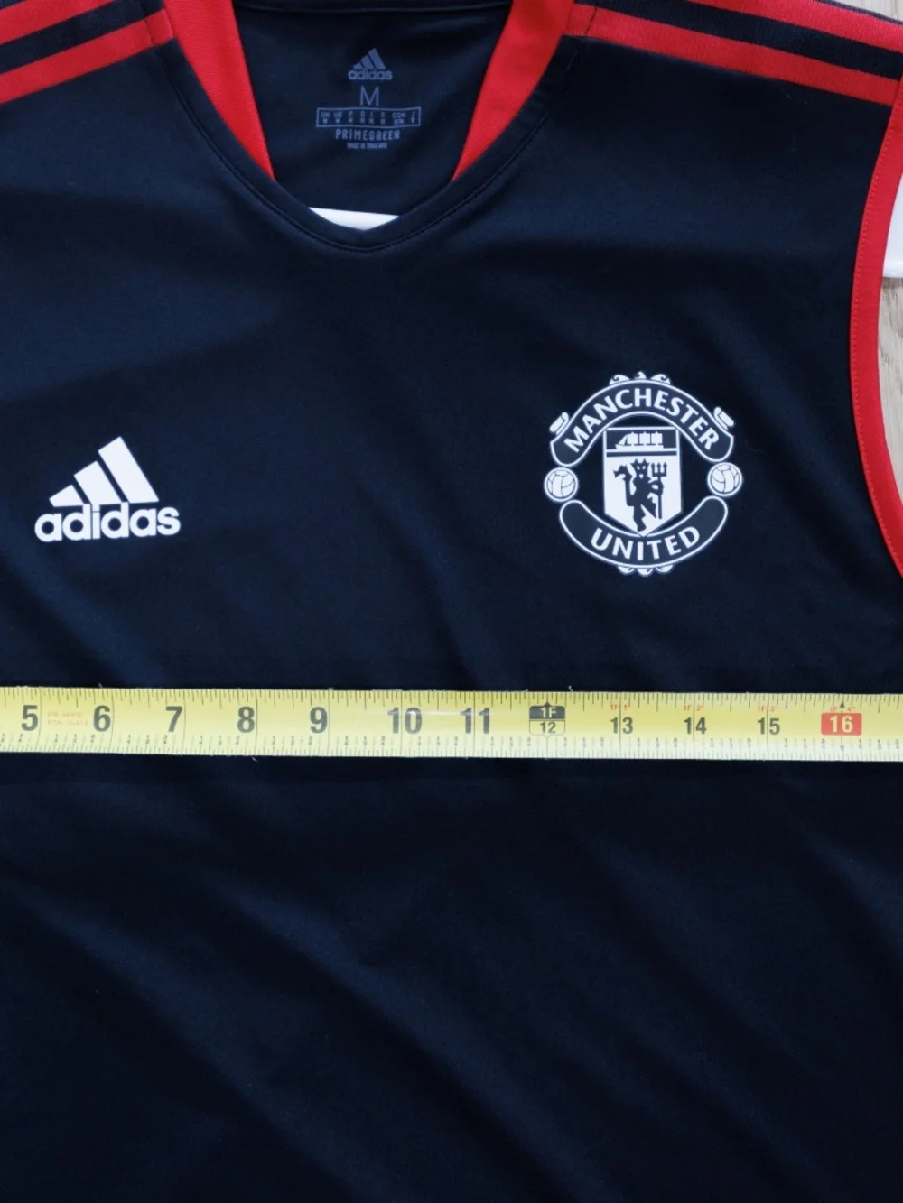 Adidas Man Utd training sleeveless shirt